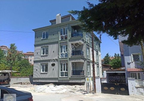 Yuvam Emlaktan Mahzen Mah Erenler Sokakta Anahtar Teslim 2+0 Daire