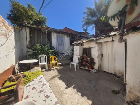 Menemen Kazımpaşa'da 120 M2 Arsa İçinde Satılık Müstakil Ev