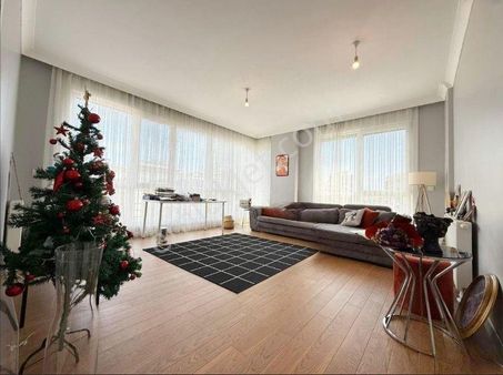 19 Mayıs Mah.de Güney Batı Cephe 85 M2 Ebeveyn Banyolu Kombili 2+1 Daire