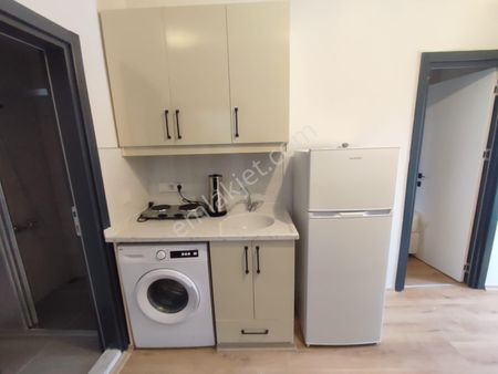 Barajyolu Gökkuşağı Cvr Tek Tapu 2 Katlı Satılık Apart