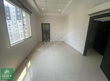 Menderes Mah.gmk Bulvarı Üzeri 2+1 Satılık Ofis