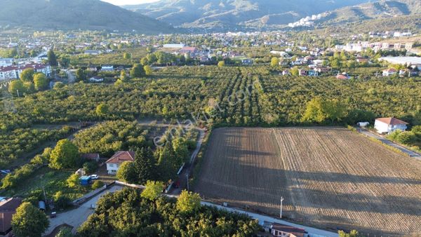 Mahirağa'da-3 Yol Cepheli-düz-2 Kat İmarlı Satılık 3.256 M² Arsa