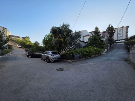 Konut İmarlı Derince E5'e Yakın 332 M2 Arsa