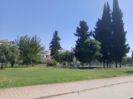 Park Cepheli 2+1 Yeni Binada Bahce Katı