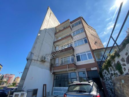 Trabzon Yenicuma'da Tanjat Üzeri 2+1 Satılık Daire