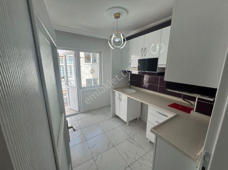 Mareşal Çakmak Mh'de 3+1 Bağımsız Arakat Lüx Yapı Emsalsiz Daire