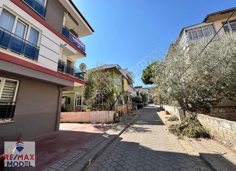 Remax Model'den 8. Noter Arkasında Balkonlu 1+1 Kiralık Apart