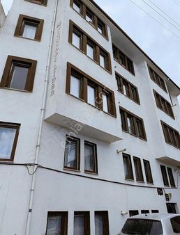 Şehitlik Cami Karşı Sokağında Satılık 2+0 Daire