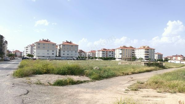 Akşehir Koşuyolu Bim Arkası 20-30 2+1/3+1 Dairelik Satılık Arsa