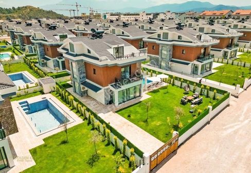 Koca Çalışta Denize 300 M Ultra Lüks Müstakil Villa!