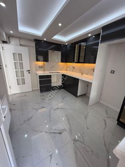 🏡 2 Anafartalar Mahallesi 🏡 ✅3+1 110 M2 5 Katlınım Zemin Katı ❇️kombi Petekli