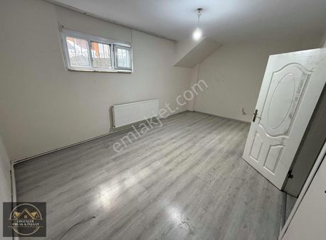 Ergenler Emlak 100. Yıl Mahallesi 42 Evlerde 3+1 Kiralık Daire''