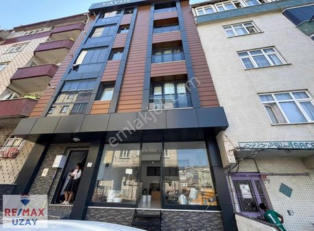 Sultangazi 50. Yıl Mahallesi'nde Sıfır Kiralık Dükkan