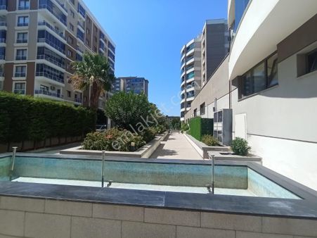 Buca Fırat Mah Satılık 2+1 Daire Güvenlikli Sitede Özel Tasarım