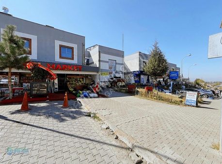 Metsa'dan Bahçeşehir Çamlıevler İşhanında Satılık Dükkan