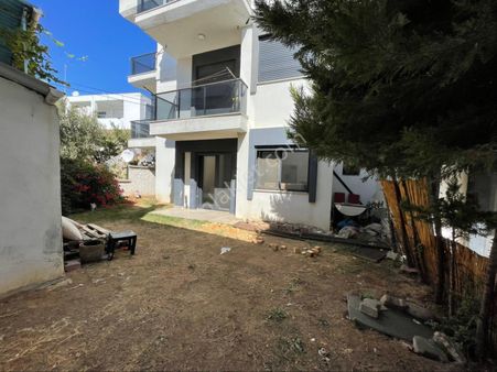 Çeşme Dalyan’da Kiralık 2+1 Bahçeli Daire 🌿