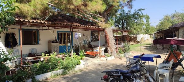 Mirac Emlaktan 3200 M2 Arsa İçinde Mustakil Evimiz Satılıktır