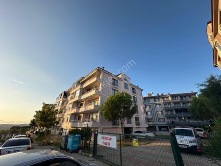 Korucuk Merkez'de Satılık 3+1 Ara Kat Daire - Turgut Gayrimenkul