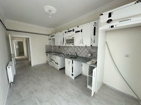 Amazon'dan Bahçeşehir Koleji Karşısı Lüks 4+1 Kiralık Daire !!