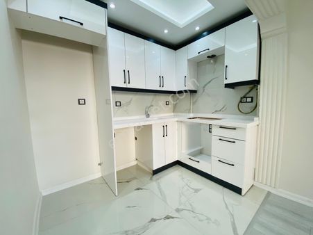 Merkez Efendi Mah.de Asansörlü 3+1 Lüks Ara Kat Fırsatı