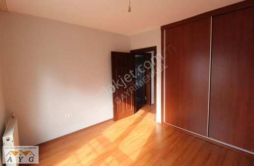 Üniversite Yolu Üzeri Erenler Cedit Sitesi Kiralık Arakat Daire