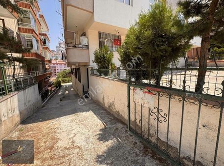 Abidinpaşa Mah Çarşı Pazar Yakını Satılık 2+1 Daire