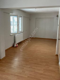 Manisa Şehzadeler Alaybey Mah.zemin Dublex 4+1 1802+100m2 Bahceli 23.000tl