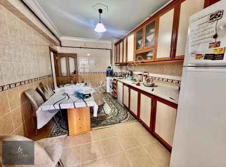 Kalbur Caddesi Üzeri Orta Kat Krediye Uygun 3+1 Satılık Daire