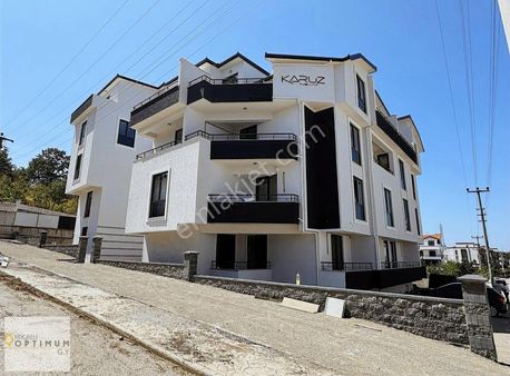 Başiskele Yeşilyurt Mah.site İçi Satılık 2+1 B.dubleksi Daire