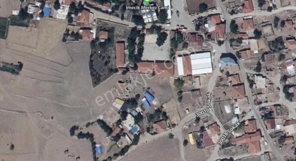 İmecik Köyü İçinde 575m² Yatırımlık Tarla