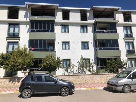 Pekgöz Emlak An Emek Mahallesi Yürüyüş Yolu Kenarında Süper 4+1 Satılık Daire