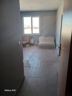 Ofis Ve İşyeri Binası Ve Arsası