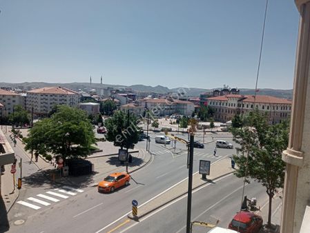 Mevlana Caddesi Telekom Karşısında