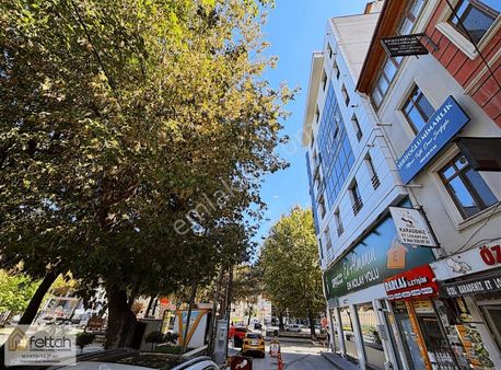 Cevizli Parkın Hemen Yanında Tabela Değeri Yüksek Kiralık Ofis