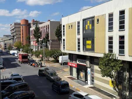 Tekstilkent Cıty Emlaktan Perdeciler Caddesinde Full Yapılı Kiralık Dükkan