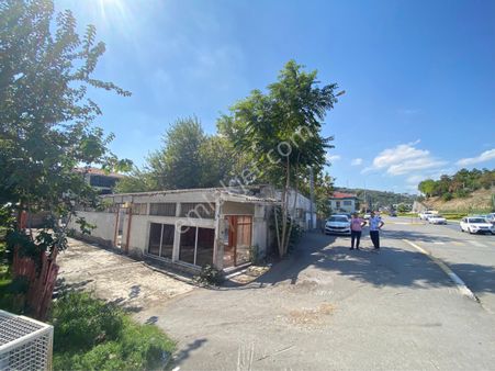 Serdivan Mah. 32 Evler Lojmanlar Mevkii Ana Cadde Üzeri 966 M2 %35 Üç Kat Konut İmarlı Satılık Arsa