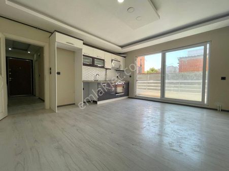 ▄jet Emlak'tan Edremit'te Hem Oturumluk Hem Yatırımlık 2+1 Daire