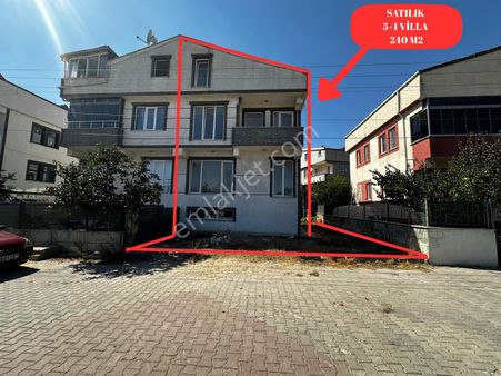 Molla Team'den Zafer Mah.zümrüt Villalarında 5+1 Müstakil Villa