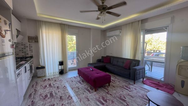 No:10 Gayrimenkul’den Ayvalık Altınova’da, Merkezi Konumda Bahçe Kullanımlı 2+1 Daire