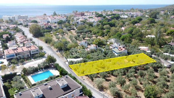 Erdek Çuğra Mevkii'nde Satılık Müstakil Evi Bulunan 1260m² Bahçe