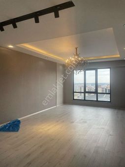 Fıstıklıkta Kiralık Lüx Daire