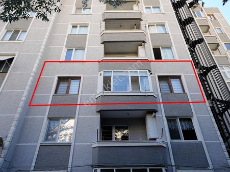 C21 Cius; Akkanlar Sitesi'nde Deniz Manzaralı 3+1 Ara Kat Daire