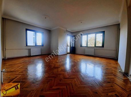 Kozyatağı Central Hospital Yakını 3+1 Kiralık Daire