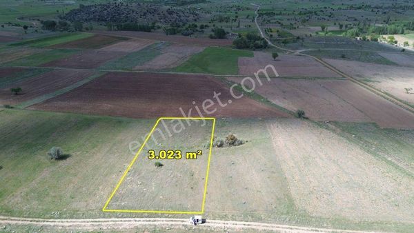 Akören Tülce De 3.023 M2 Müstakil Tapulu Araziakören Tülce De 3.023 M2 Müstakil Tapulu Arazi