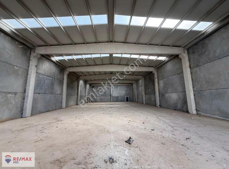 Remax Mid Satılık 1000 M2 Dükkan