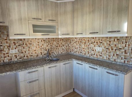 Adnan Menderes Bulvarına 400 Mt Giriş Kat 2+1 Geniş Daire