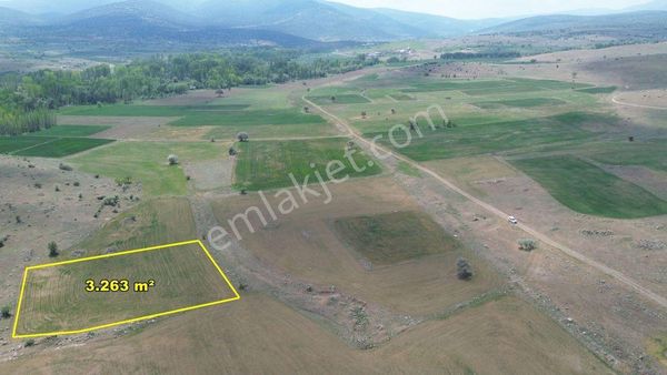 Akören Tülce De 3.263 M2 Müstakil Tapulu Arazi