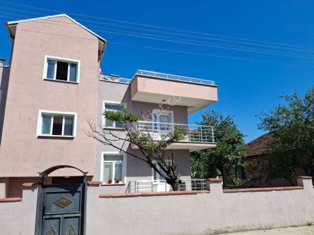 Öztürklerde Kiralık 3+1 Kiralık Daire