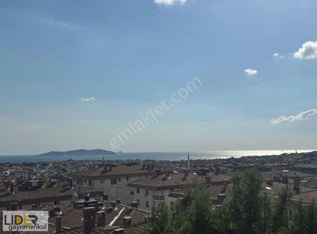 Lider'den Küçükyalıda Leb-i Derya Deniz Manzaralı 3+1 Dubleks