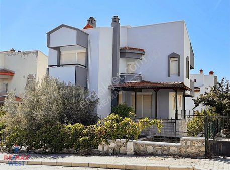 Villakent'in Tam Merkezinde Satılık Villa